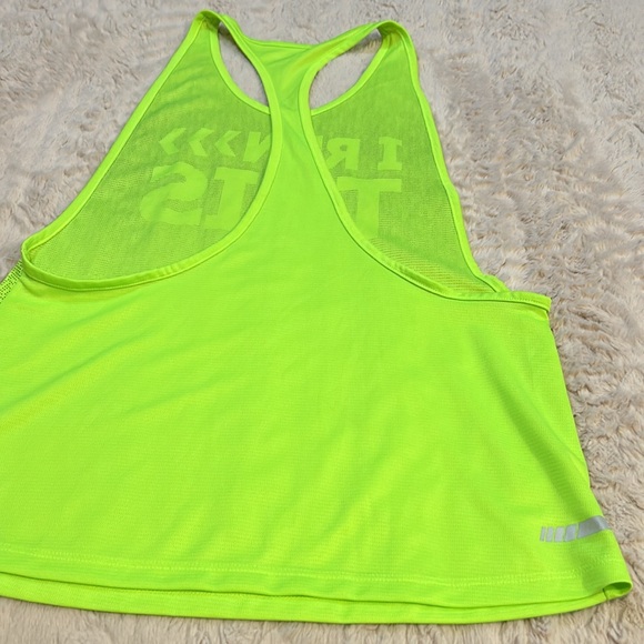 Loose Fit citrus lime tank in size M - Picture 9 of 10